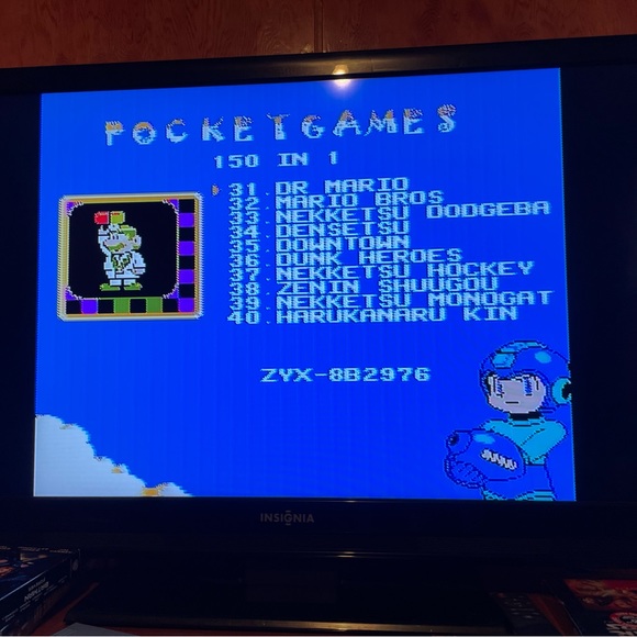 👾 FC Compact 8-Bit Console 2 Controllers Hookups & 150 in 1 Cartridge 👾 - Picture 5 of 13